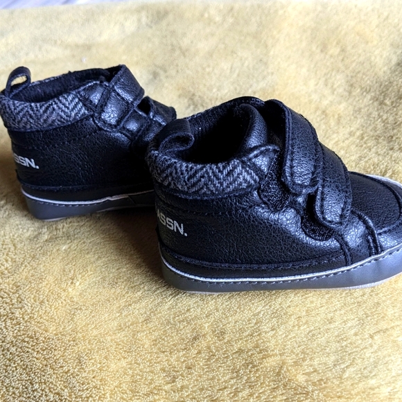 U.S polo Assn. Baby soft soles size 1 - Picture 1 of 7